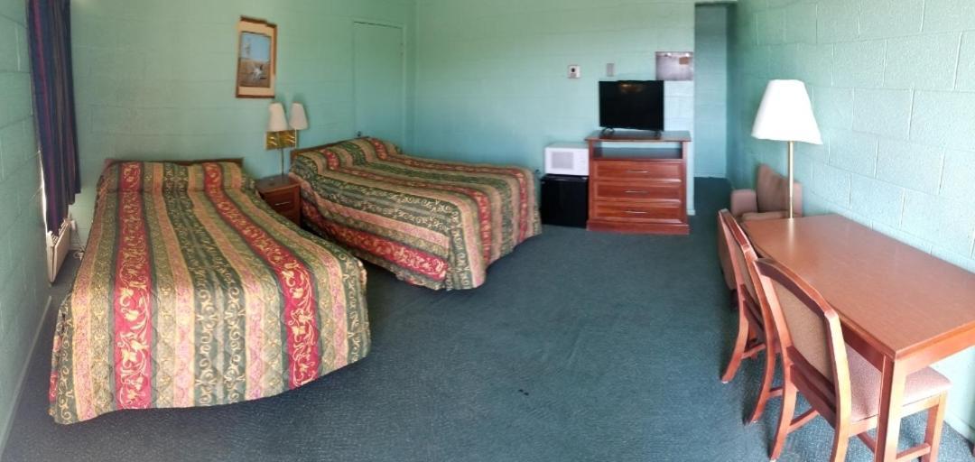 Holiday Host Motel Sonora Kültér fotó