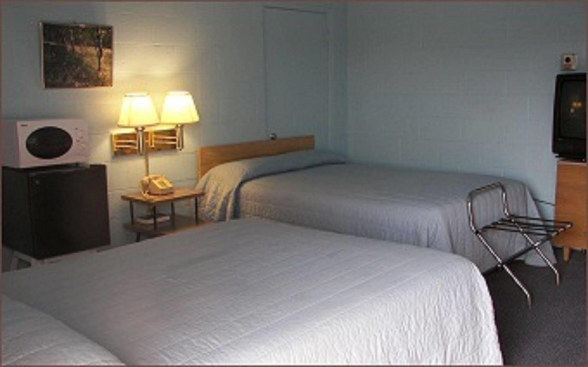 Holiday Host Motel Sonora Kültér fotó
