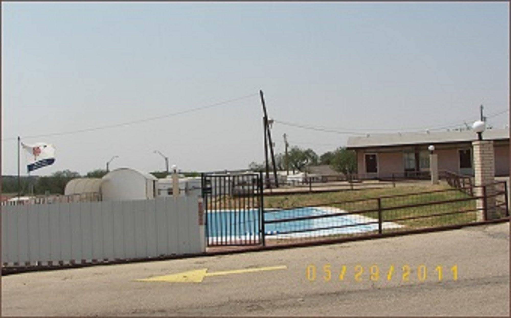 Holiday Host Motel Sonora Kültér fotó